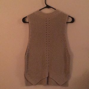 No sleeve sweater!Great for work and layering!NWOT