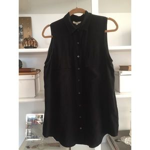 Equipment Black Sleeveless Button Down 100% silk