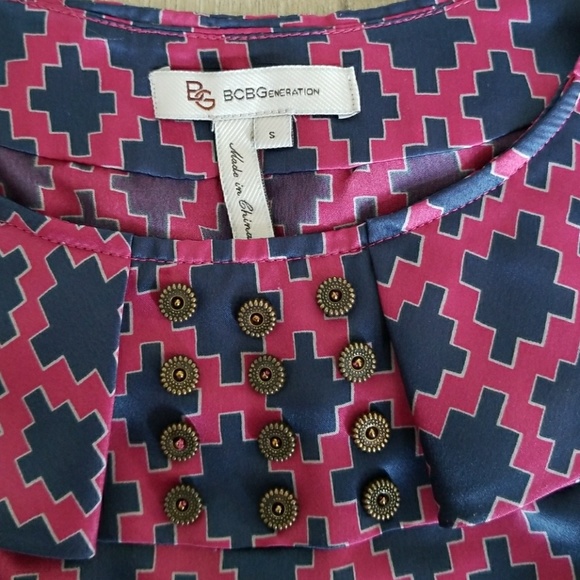 BCBGeneration top - Picture 3 of 3