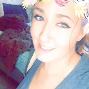 Meet your Posher, Michaela