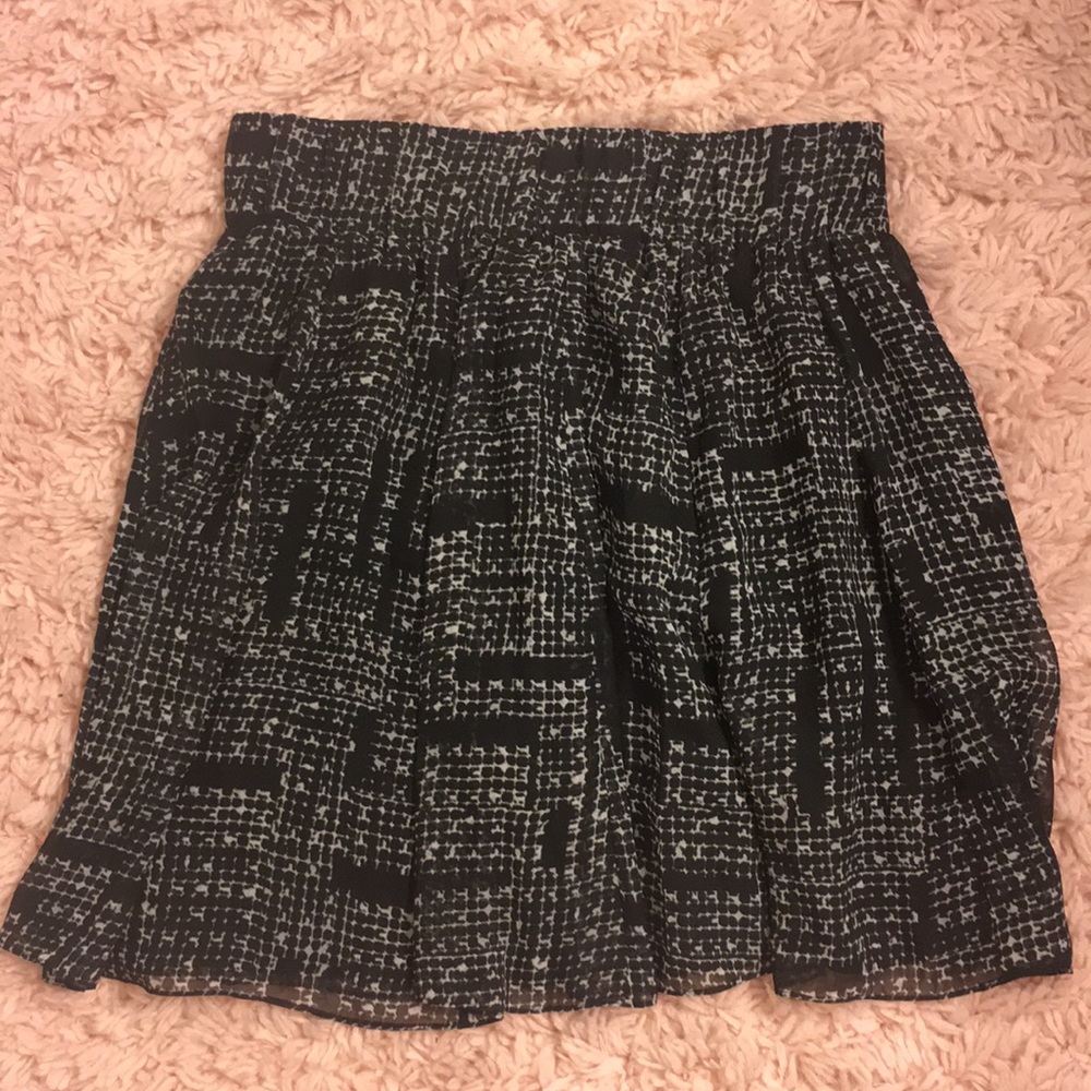 Flowy Black Knee Length Full Pattern Work Skirt