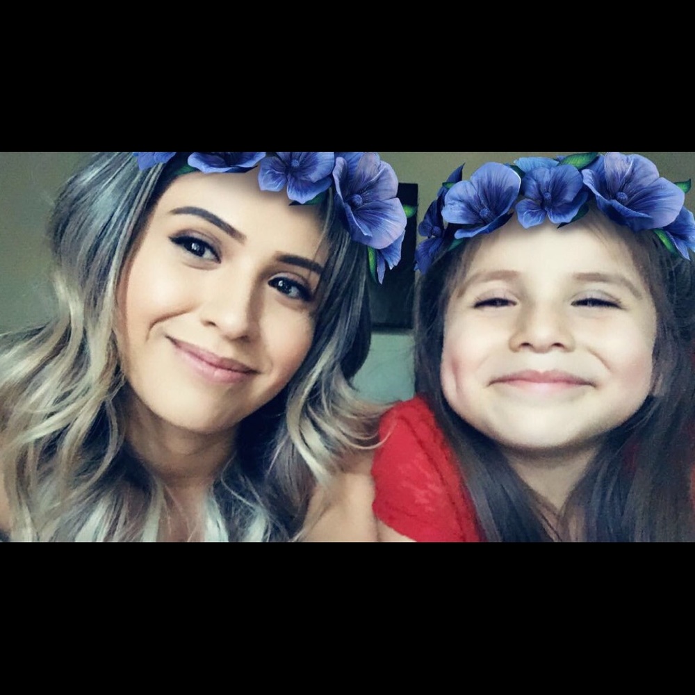 Meet your Posher, Crystal