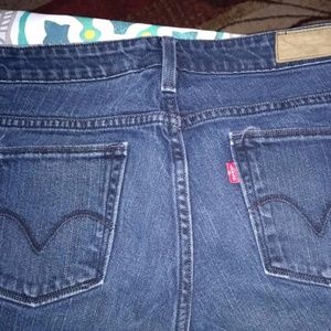 Levis Vintage 565