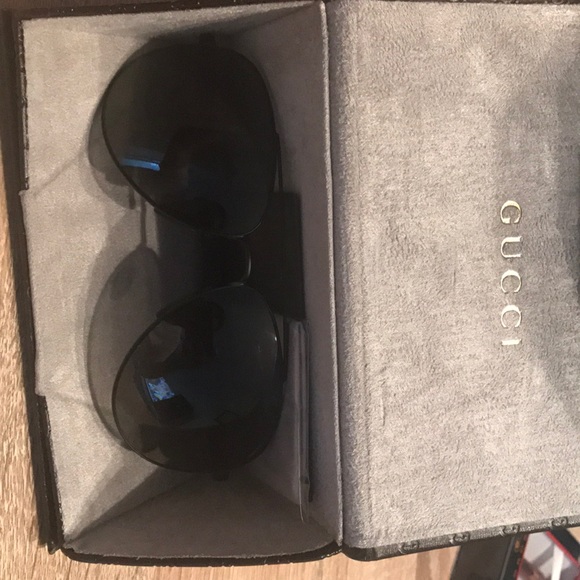 Gucci Black Aviator Sunglasses main image 4