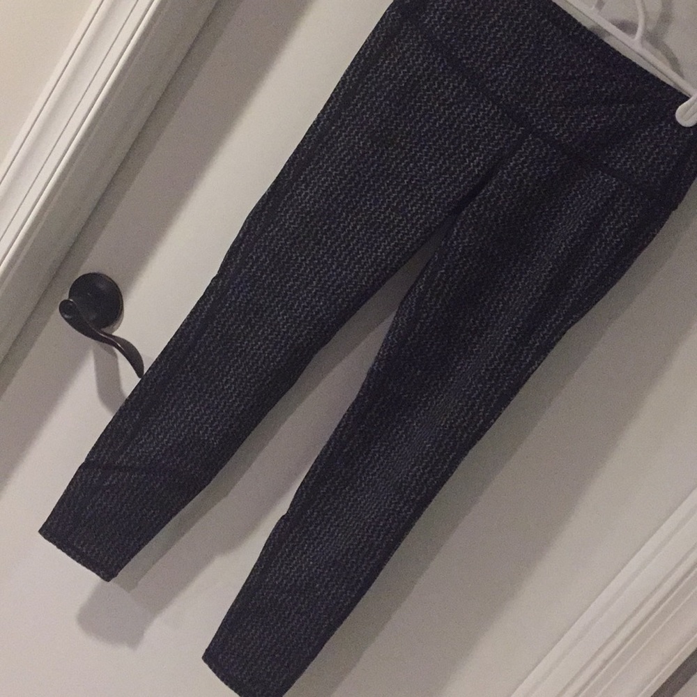 Athleta Chaturanga yoga leggings