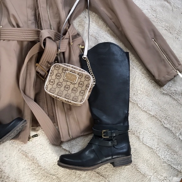 Sold Editor's Pick {Michael Kors} Jacket - Picture 3 of 8