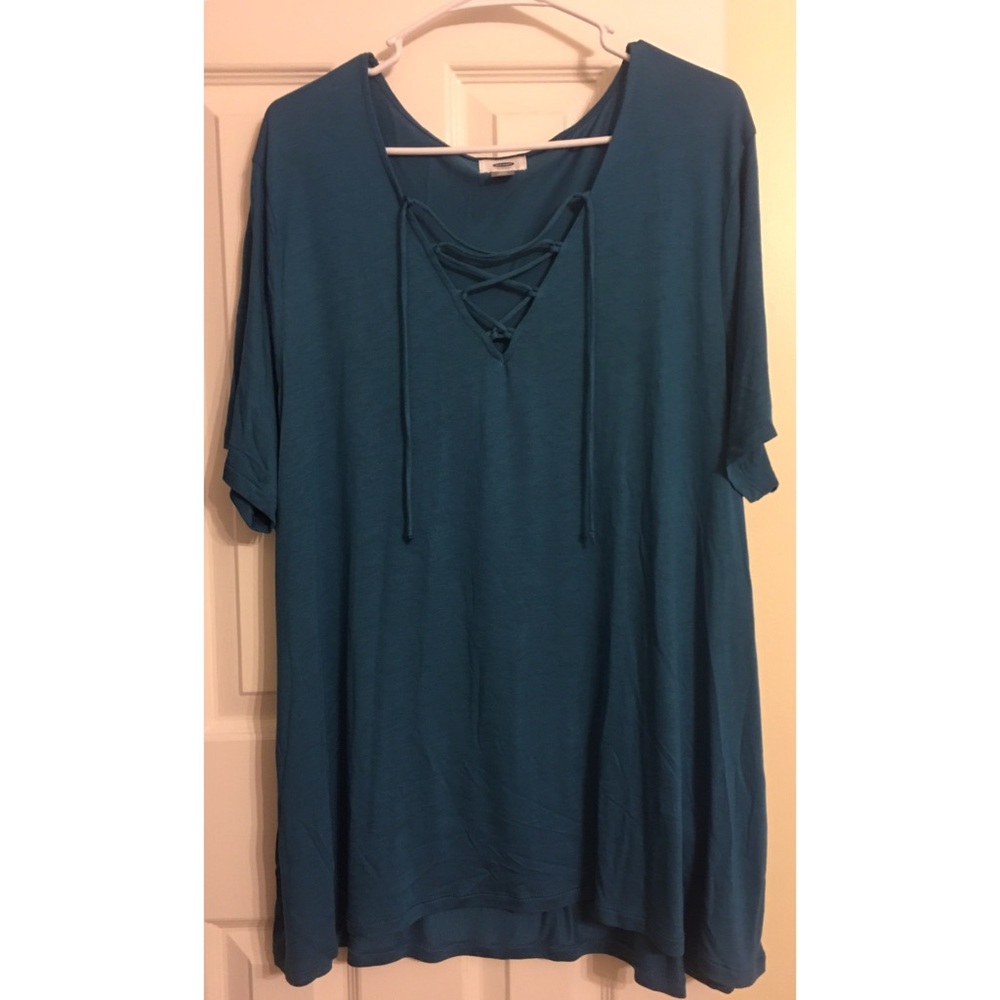 NWOT Old Navy Lace-Up Tee