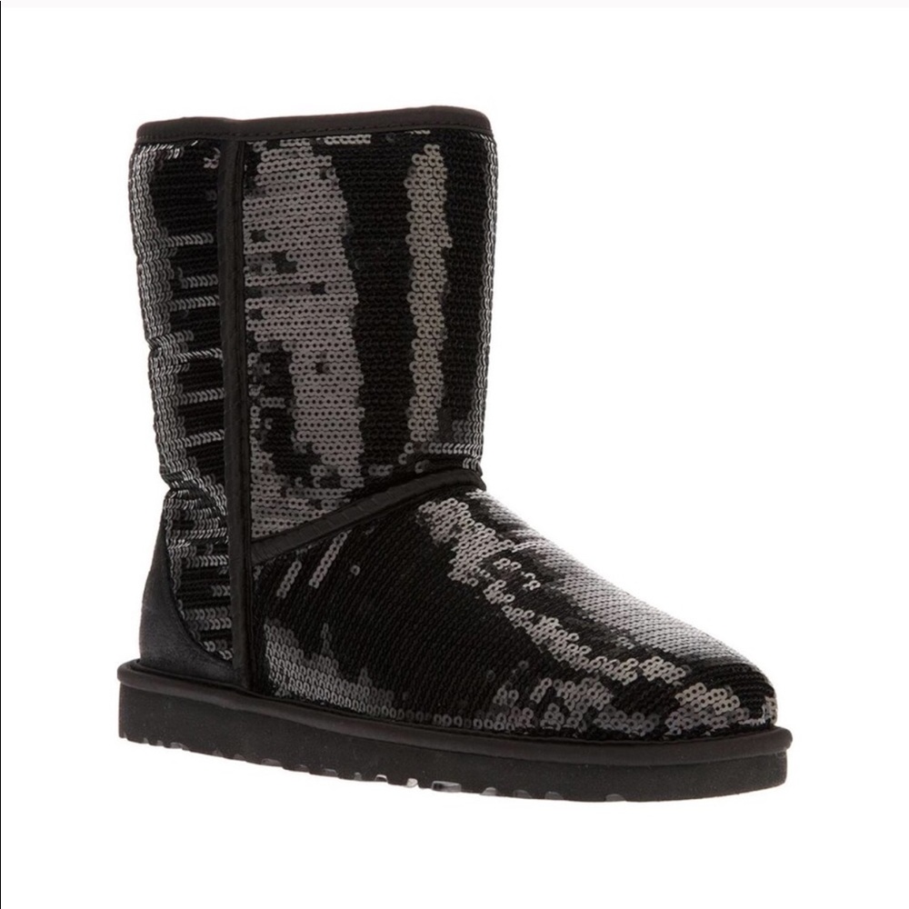 *AUTHENTIC UGGS* black sparkly size 8. Hardly worn