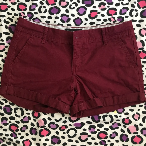 Maroon shorts - Picture 1 of 2