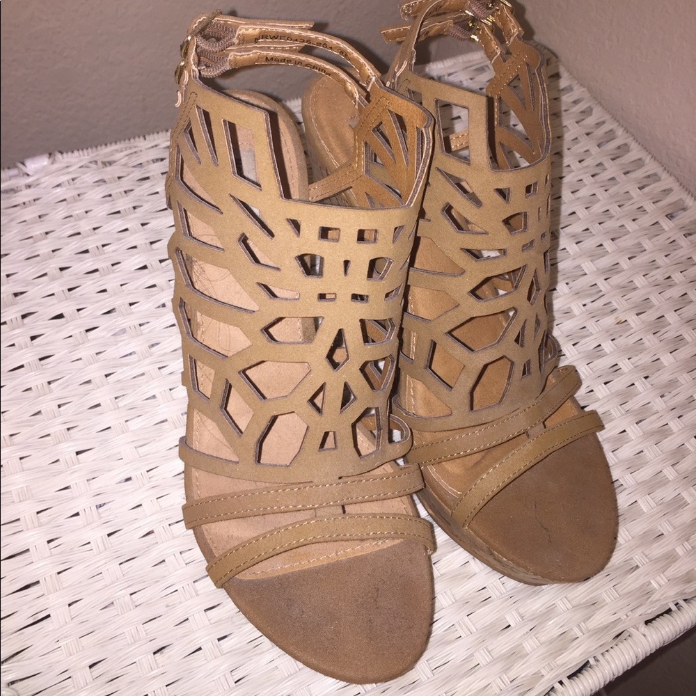 Cut Out Wedges