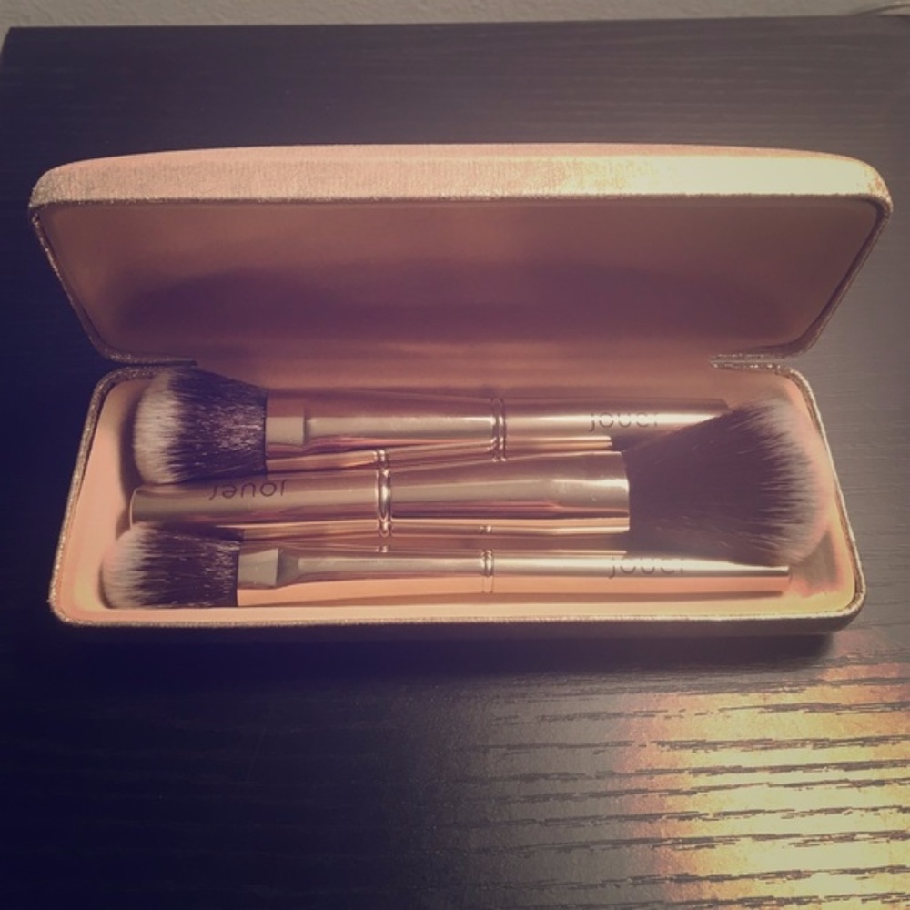 Jouer Essential Luxe Brush Set