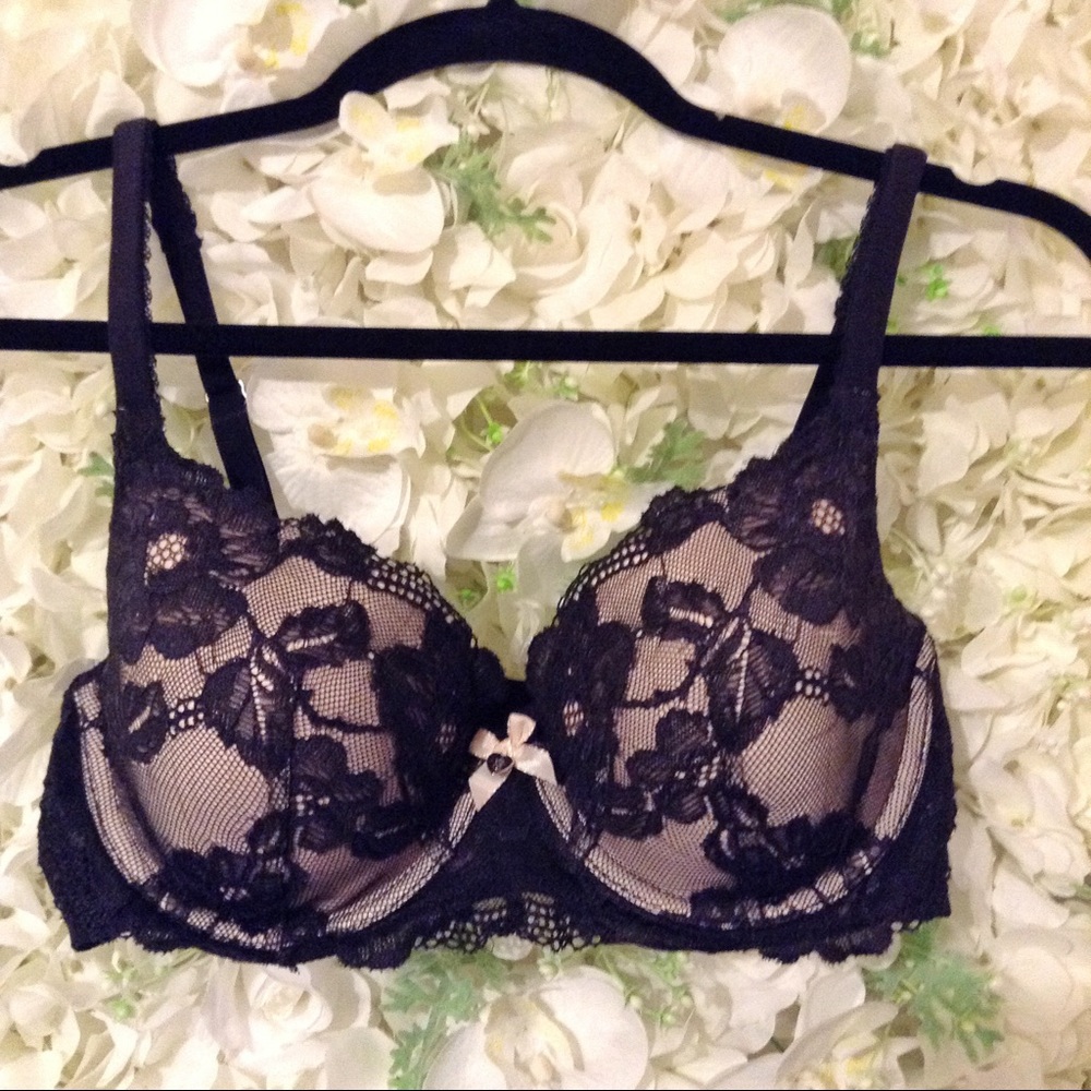 Victoria Secret 34D Lined Demi Bra