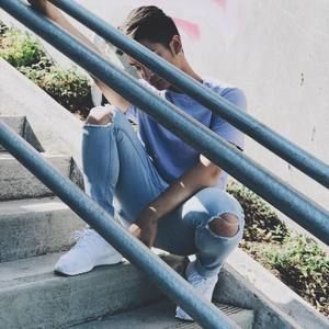 Meet your Posher, Christopher