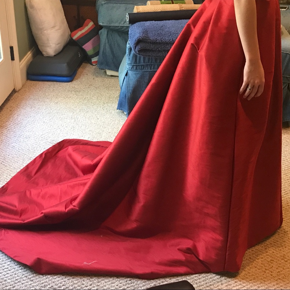 Custom-made Red evening gown for Prom or Pageant - Picture 6 of 6