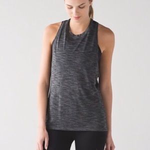 NWT work the circuit tank Lululemon 4