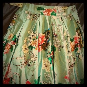 Pleated circle skirt