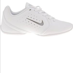 Nike Sideline Cheer Sneaker Size 5