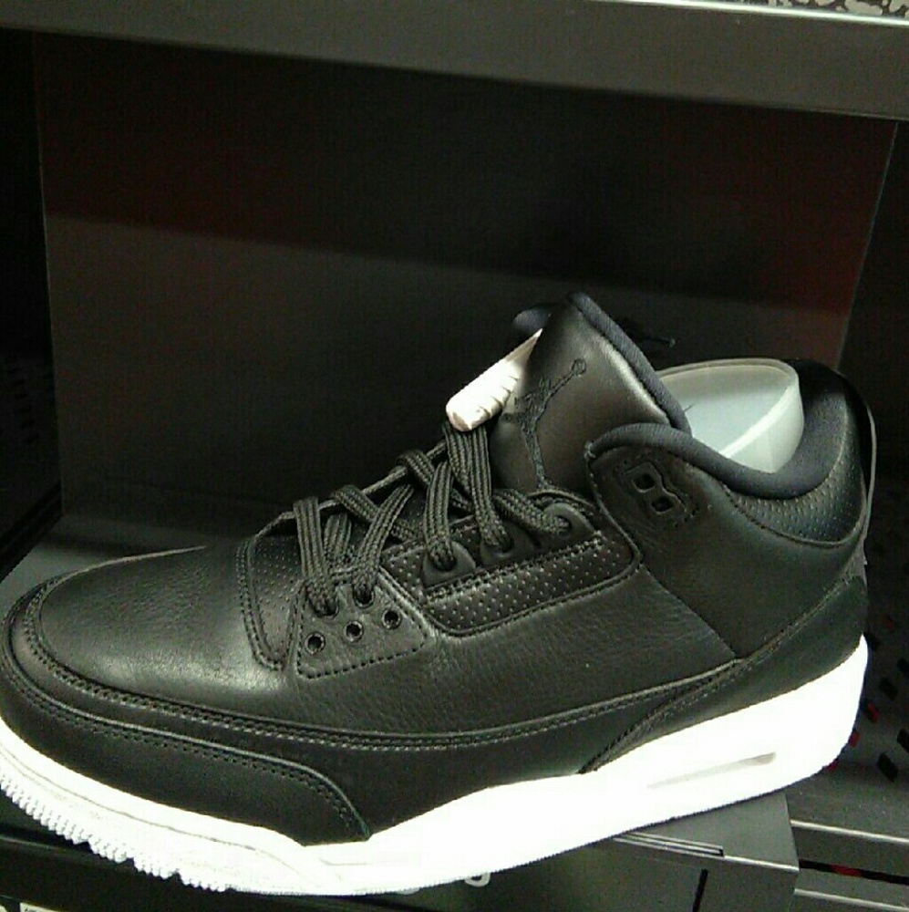 AIR JORDAN OREO BLACK/WHITE RETRO 3