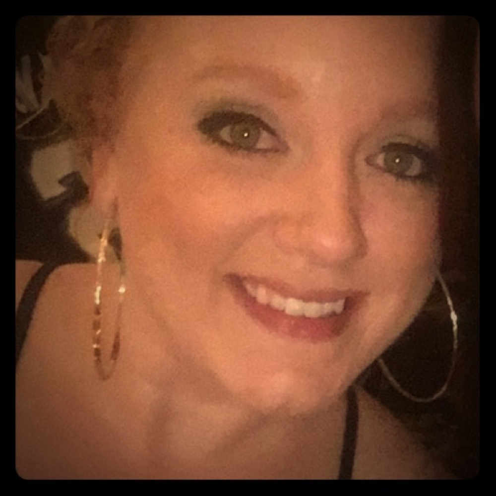 Meet your Posher, Lydia