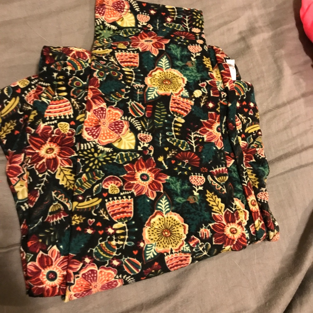 Tc lularoe leggings