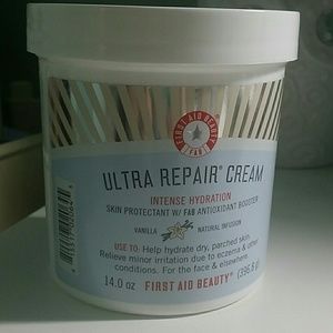 First Aid Beauty Ultra Repair Cream