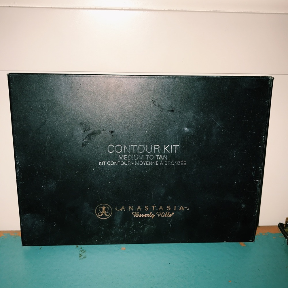 Anastasia Beverly Hills Contour Kit