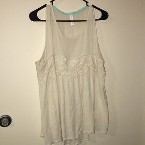 Xhilaration cream tank top