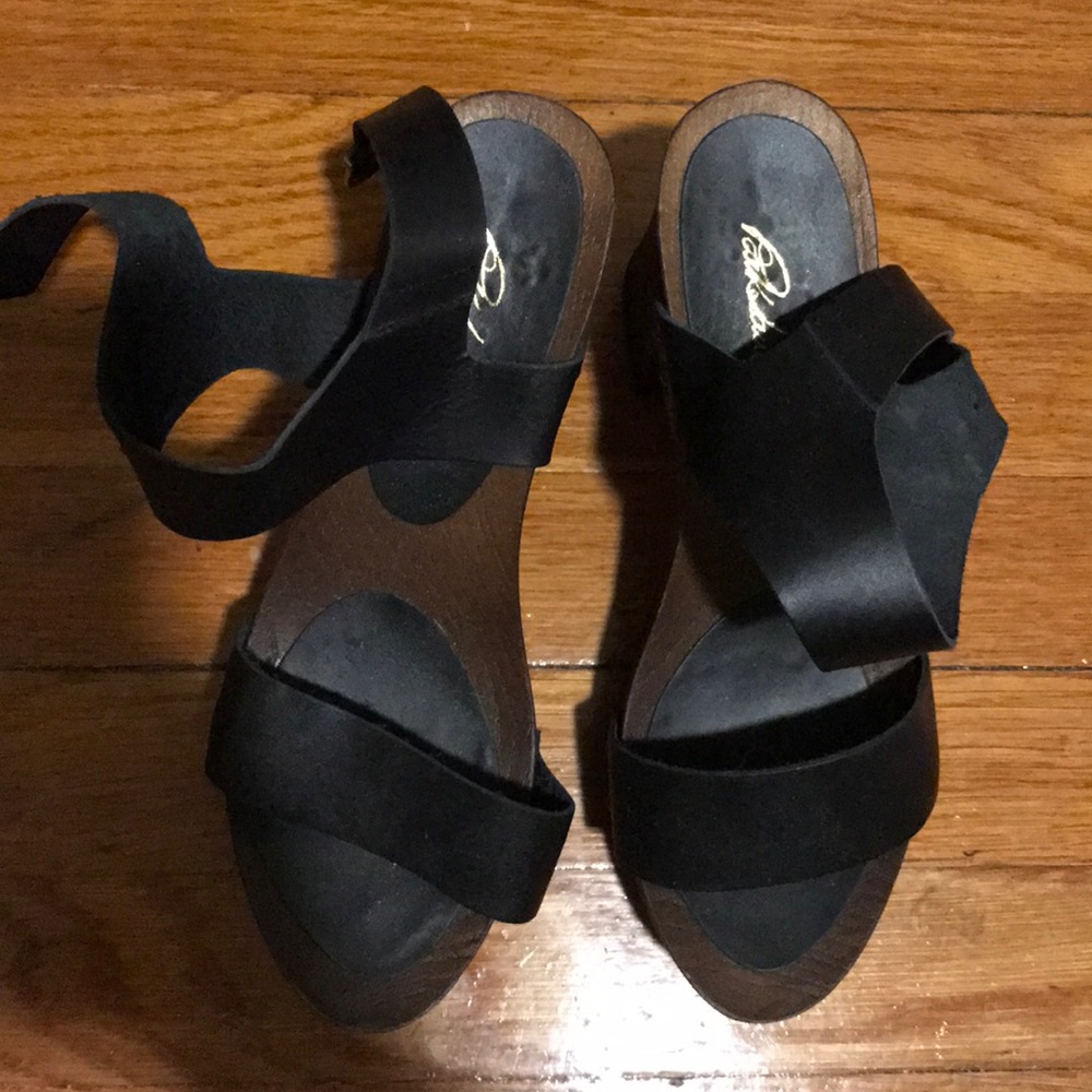70's style Wooden Platform Sandals