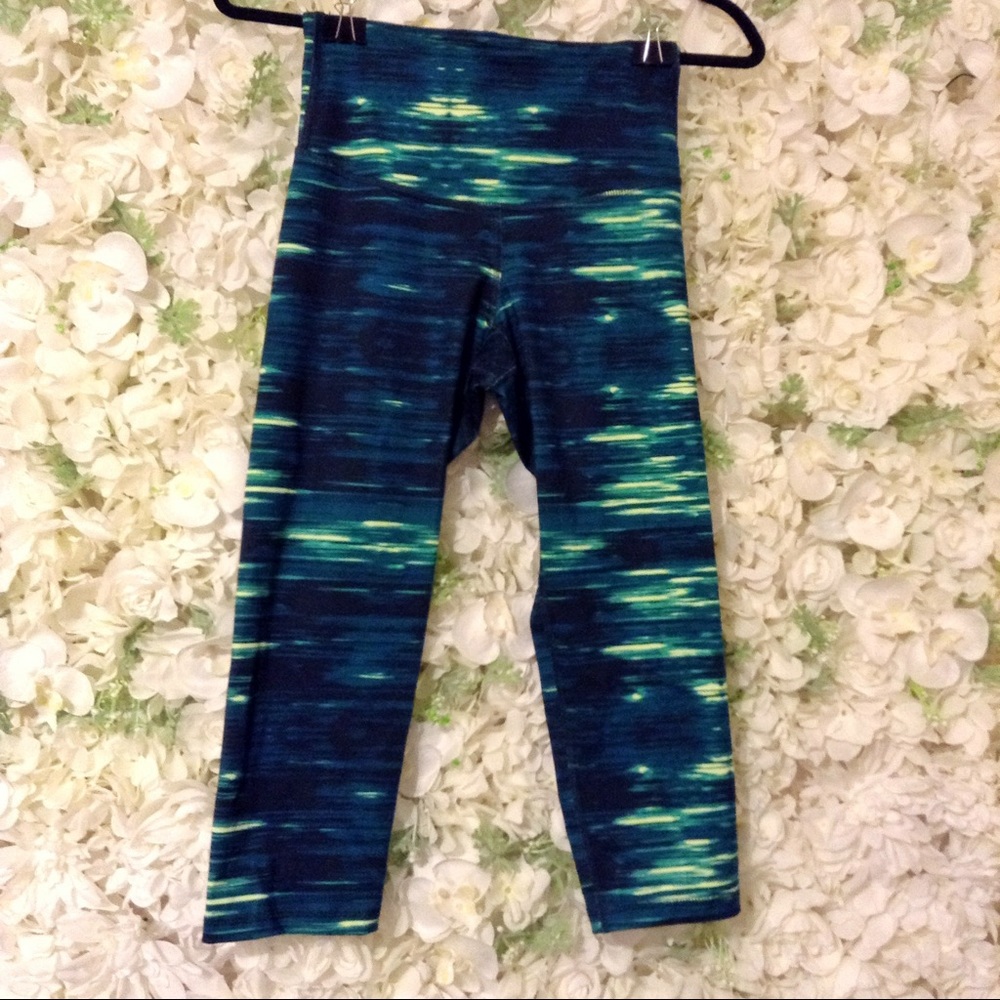 Old Navy Small Capri Legging