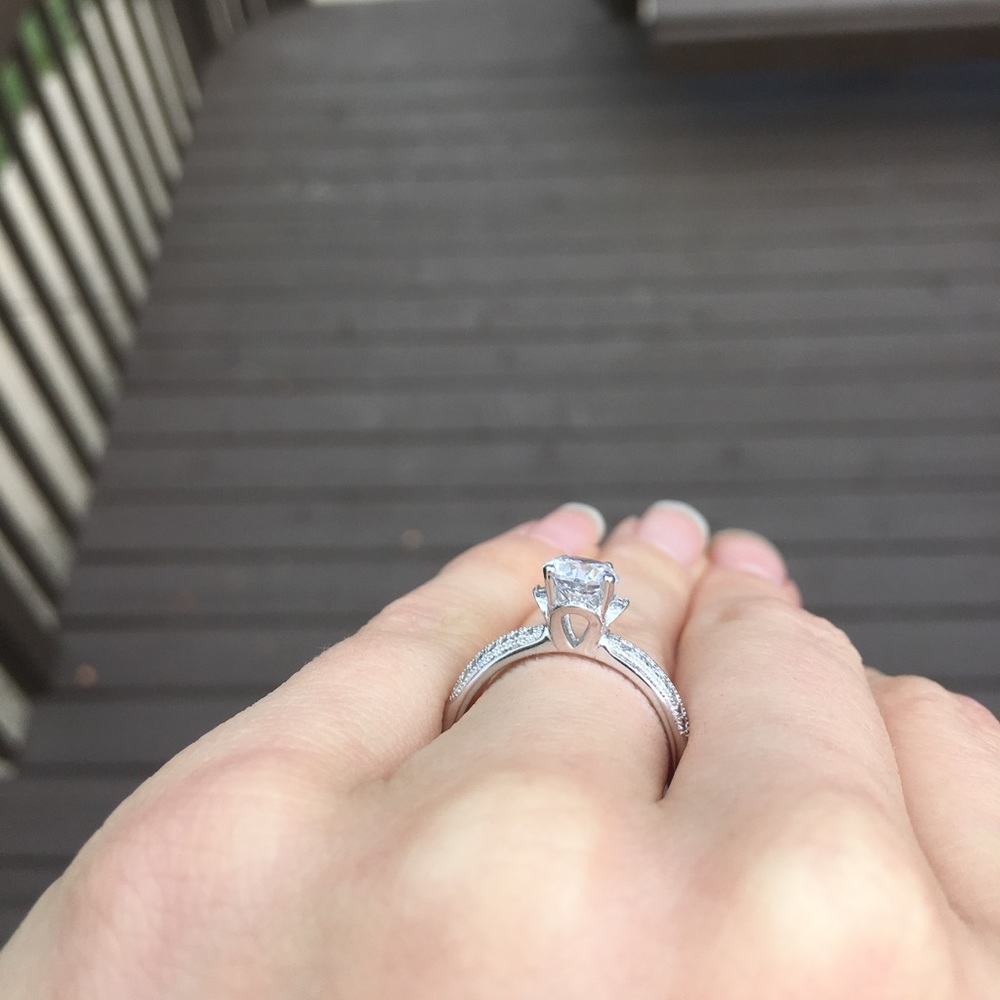 CZ ring - Picture 3 of 4