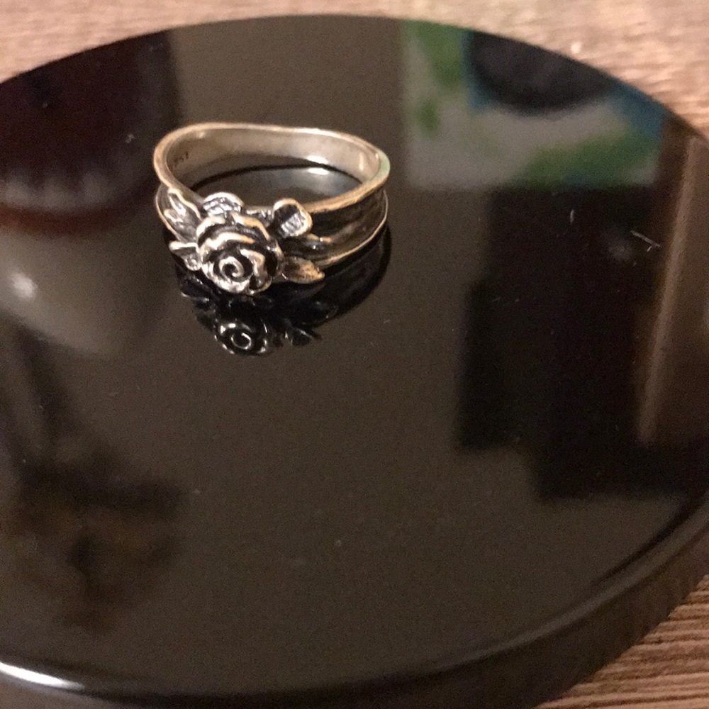 Rose sterling silver ring