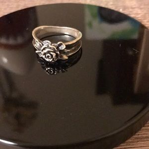 Rose sterling silver ring