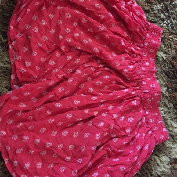 Skirt - Picture 1 of 2