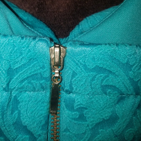 Sexy Fitted Party Dress - Picture 5 of 8