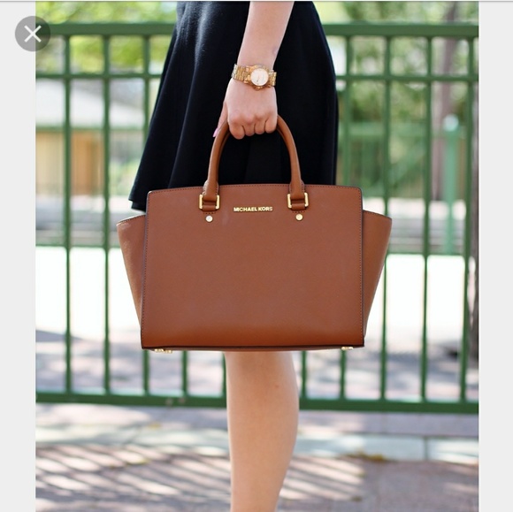 Authenthic Michael Kors Selma - Picture 5 of 5