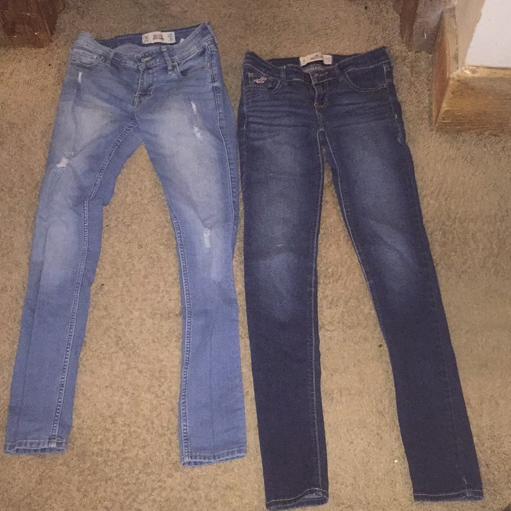 2 pair of jeans