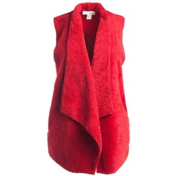 Urban Outfitters Jackets & Blazers - 🏞 Sans Souci sherpa waterfall vest