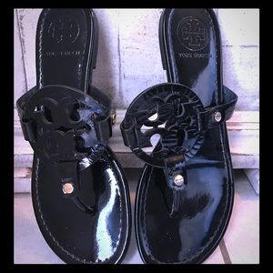 Miller Sandal shinny black with slip cover