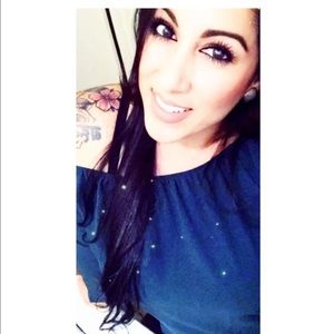 Meet your Posher, Daniela