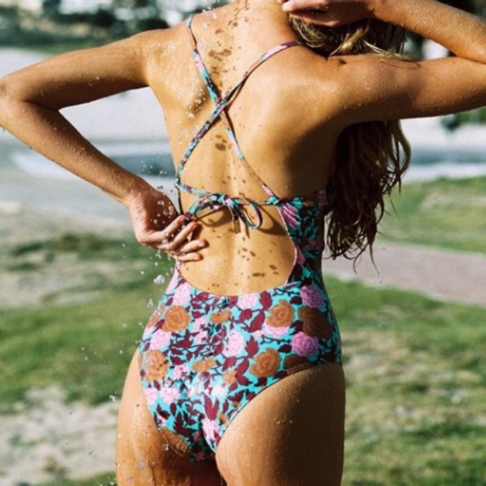 Spanish Rose One-Piece SWIMSUIT Azure Noire NEW - Picture 2 of 8