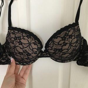 [BUNDLE UP🎉🎉] 2 Aerie Bras!