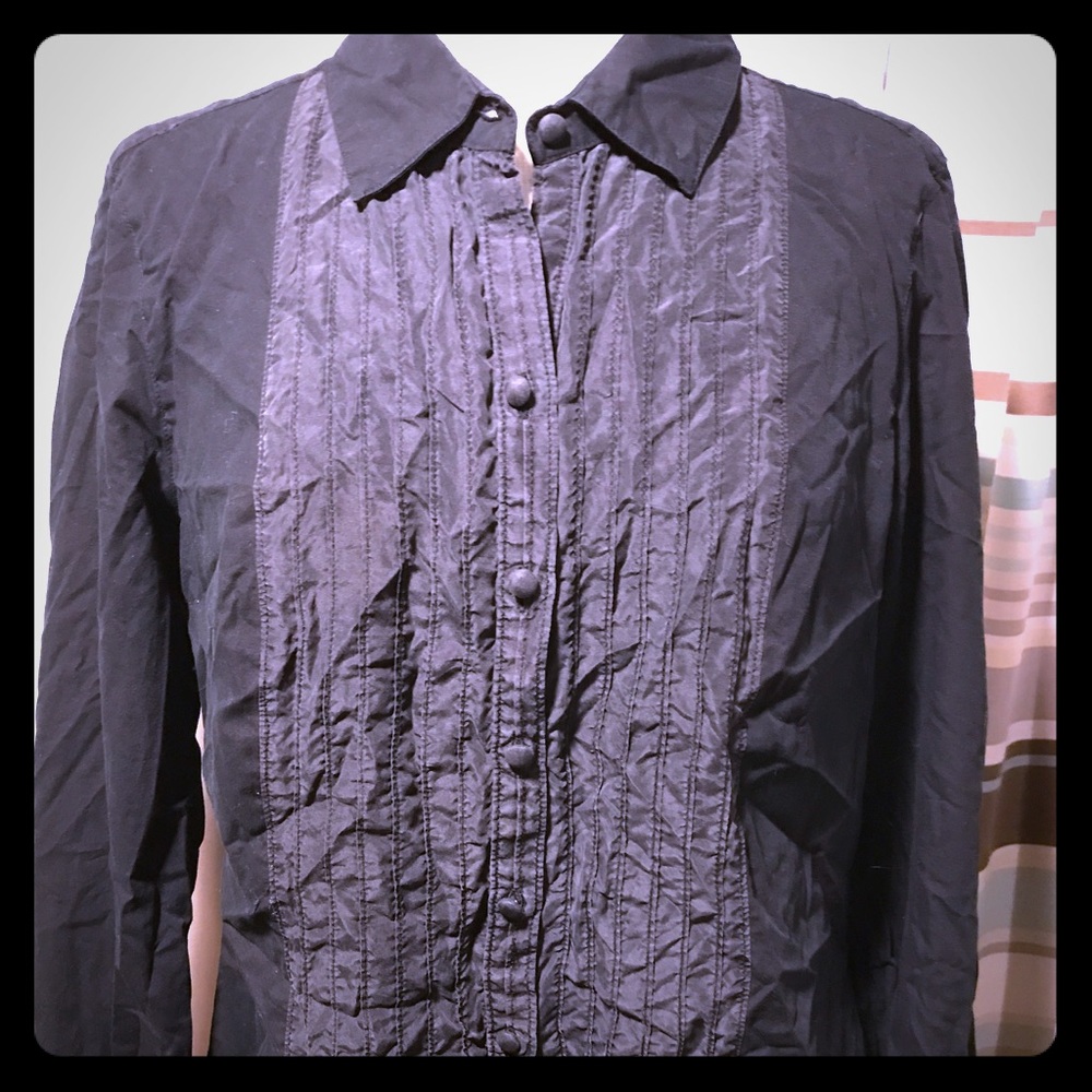 Black blouse!