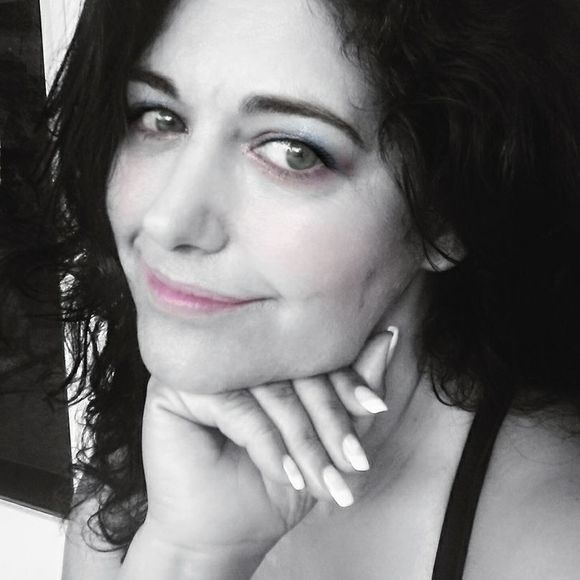 Meet your Posher, Sigal - Picture 1 of 1