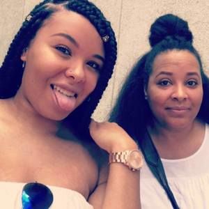 Meet your Posher, Tiffany