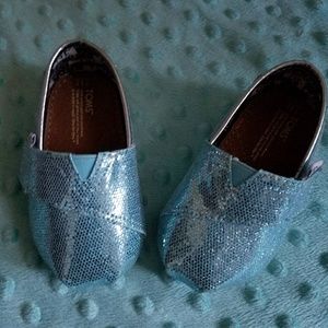 Toddler Toms