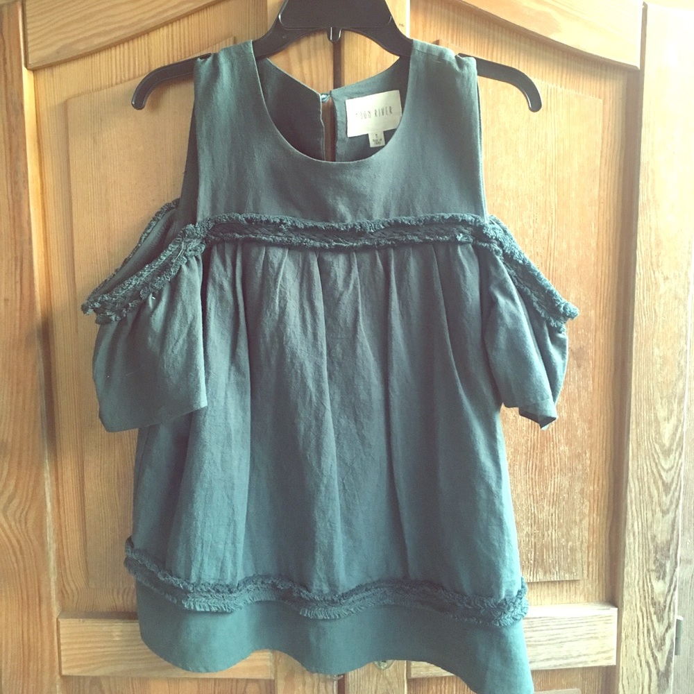 MOON RIVER emerald green open shoulder top