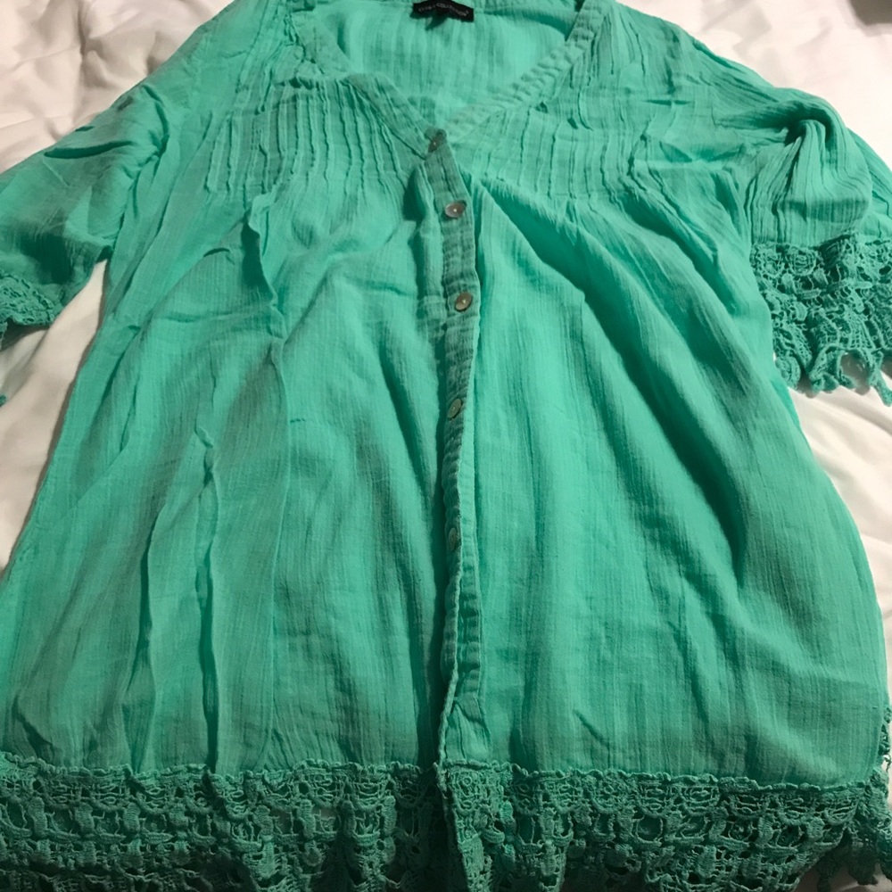 Women's coverup