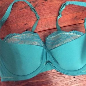 Make an Offer! Emerald green bra Demi-cup 30DD