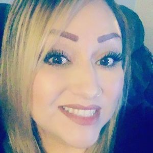 Meet your Posher, Carmena