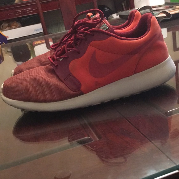 👟 Nike Roshe Run (Size 10) - Picture 3 of 8